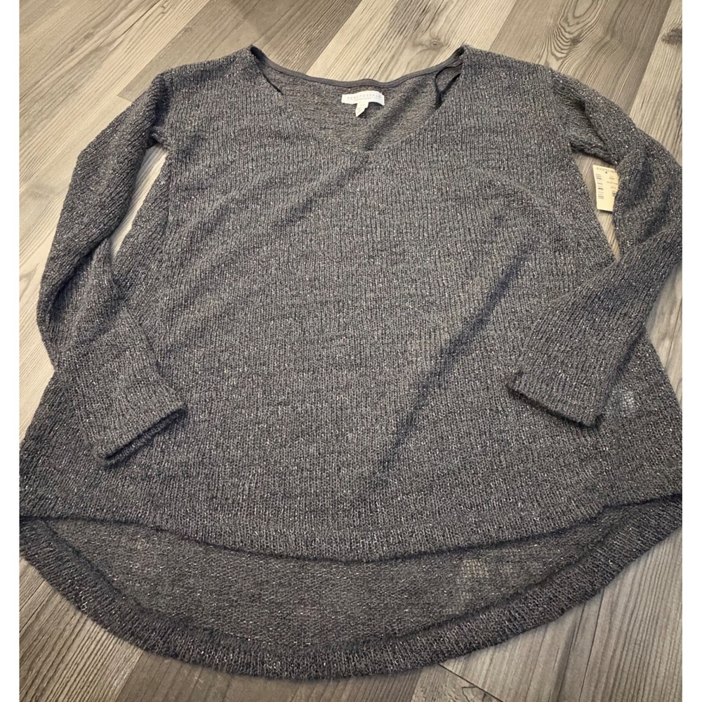 NWT Aeropostale Womens Gray Metallic Shimmer V-Neck High-Low Sweater Size S 8512